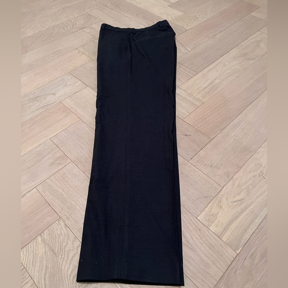 Banana Republic dark gray dress slacks. Size 30 waist 32 length. Good condition